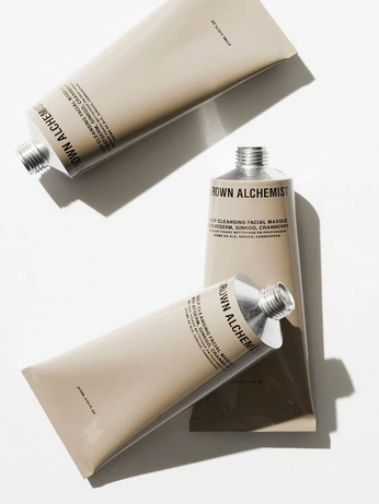 A cover of "Skincare" cluster. The owner is soverymadly. The cluster consists of 66 elements.