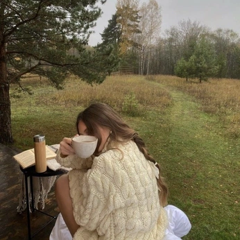 A cover of "Autumn" cluster. The owner is studiogail.co. The cluster consists of 2 elements.