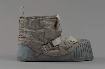 A cover of "SPACEBOOTZ" cluster. The owner is martinaiturralde. The cluster consists of 21 elements.