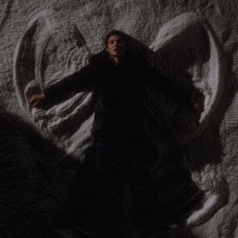 A cover of "capas" cluster. The owner is denishday. The cluster consists of 5 elements.