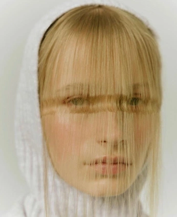 A cover of "Beauty" cluster. The owner is melmomood. The cluster consists of 6 elements.