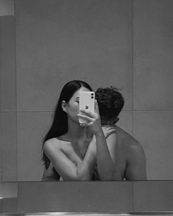 A cover of "future bf" cluster. The owner is tomtranson. The cluster consists of 17 elements.