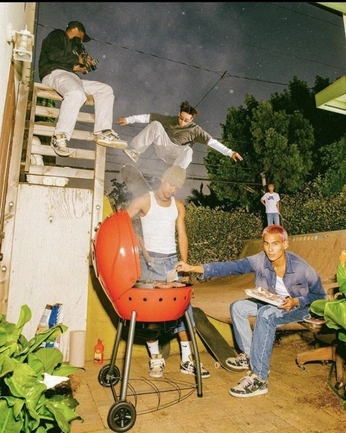 A cover of "braai day" cluster. The owner is pinknnoir. The cluster consists of 3 elements.