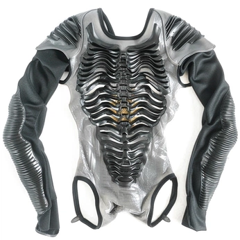 A cover of "005" cluster. The owner is aycaclsr. The cluster consists of 9 elements.