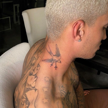 A cover of "Tattoo" cluster. The owner is jwebbnelson. The cluster consists of 7 elements.