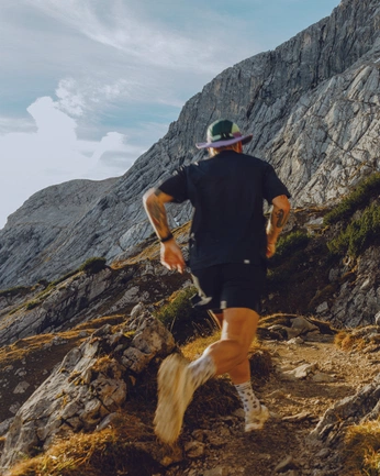 A cover of "SPORT: Running" cluster. The owner is fra.k. The cluster consists of 23 elements.