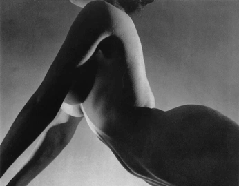 A cover of "pose." cluster. The owner is sixsidesofmyhead. The cluster consists of 265 elements.