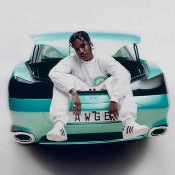 A cover of "Sets & Installations" cluster. The owner is thegurr. The cluster consists of 88 elements.