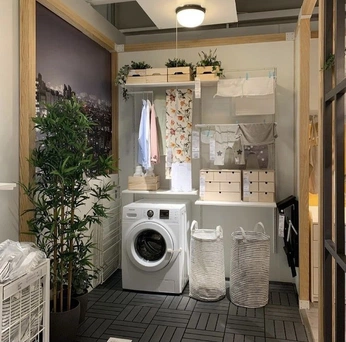 A cover of "Apartment" cluster. The owner is mmiumiu. The cluster consists of 95 elements.