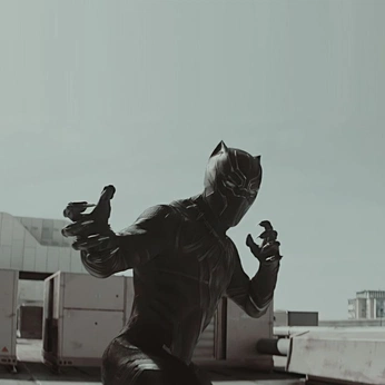 A cover of "heros" cluster. The owner is fate. The cluster consists of 4 elements.