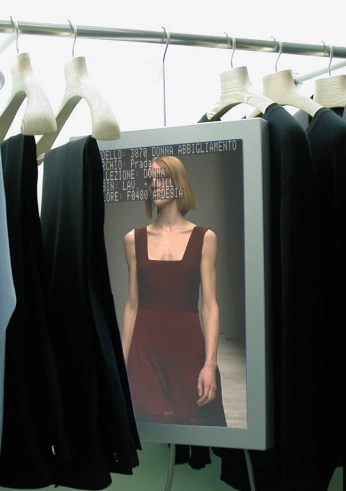 A cover of "video suburbia" cluster. The owner is monserat. The cluster consists of 62 elements.