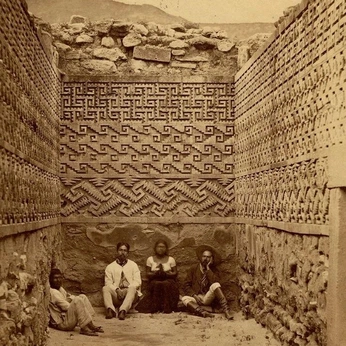 A cover of "visiones y lugares" cluster. The owner is earthy. The cluster consists of 60 elements.