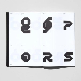 A cover of "/icons" cluster. The owner is crismarqs. The cluster consists of 17 elements.