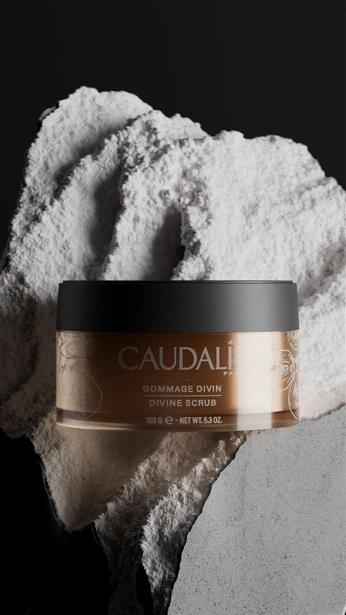 A cover of "product/content photo" cluster. The owner is weare.saturn. The cluster consists of 7 elements.