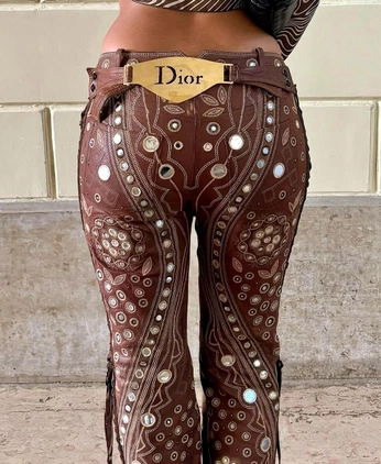 A cover of "Ideas" cluster. The owner is vedikagupta. The cluster consists of 1 element.