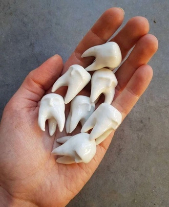 A cover of "dental" cluster. The owner is lali10. The cluster consists of 2 elements.