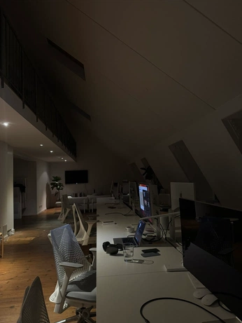 A cover of "Office" cluster. The owner is dennispolz. The cluster consists of 7 elements.