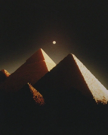 A cover of "photography" cluster. The owner is psykick. The cluster consists of 16 elements.