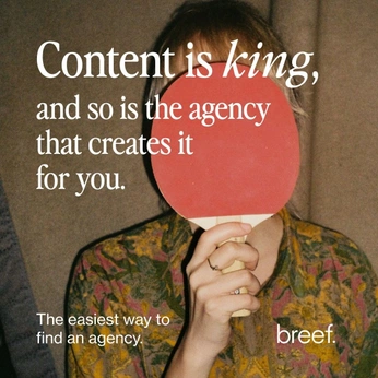 A cover of "Nomade" cluster. The owner is andreraposo. The cluster consists of 42 elements.