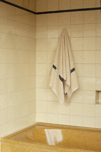 A cover of "Interior" cluster. The owner is shoedoggydog. The cluster consists of 147 elements.