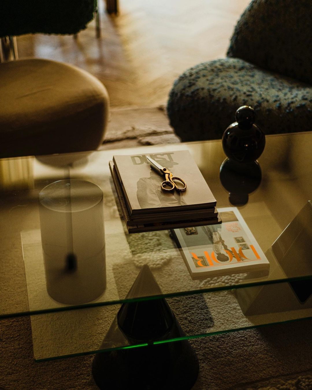 An apartment in Powiśle, Warsaw, designed by Paradowski Studio and styled by Zuza Starska.