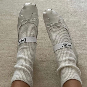 A cover of "Shoes" cluster. The owner is haverst. The cluster consists of 10 elements.