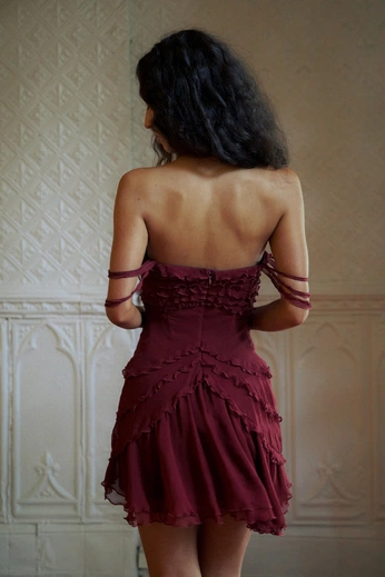 A cover of "Nt" cluster. The owner is lumenegotti. The cluster consists of 5 elements.