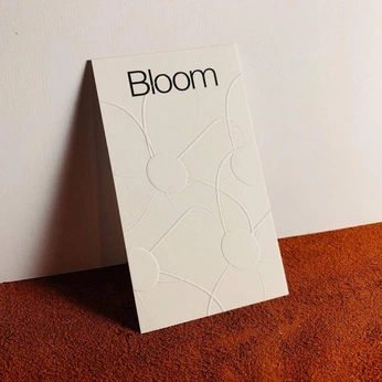 A cover of "Card" cluster. The owner is maellev. The cluster consists of 3 elements.