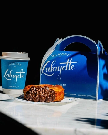 A cover of "lv 1 brief" cluster. The owner is doroteacarloni. The cluster consists of 10 elements.