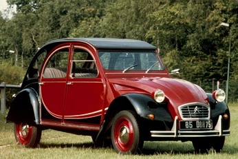 A cover of "Citroen 2cv6 Charleston" cluster. The owner is simca1000. The cluster consists of 85 elements.