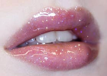 A cover of "gloss" cluster. The owner is ann.9. The cluster consists of 7 elements.