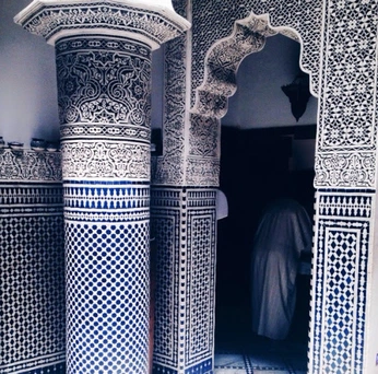 A cover of "mad_muhammed" cluster. The owner is henrymenges. The cluster consists of 25 elements.