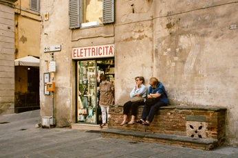 A cover of "2 - Italian summer" cluster. The owner is ationstudio. The cluster consists of 28 elements.