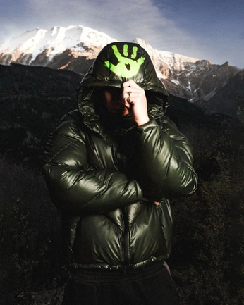 A cover of "out door" cluster. The owner is skat3kiddo. The cluster consists of 42 elements.