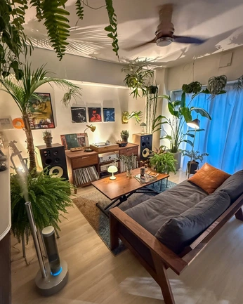 A cover of "Mariana&Angel" cluster. The owner is njrmdesign. The cluster consists of 21 elements.