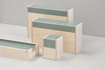 A cover of "Table" cluster. The owner is winkler. The cluster consists of 9 elements.