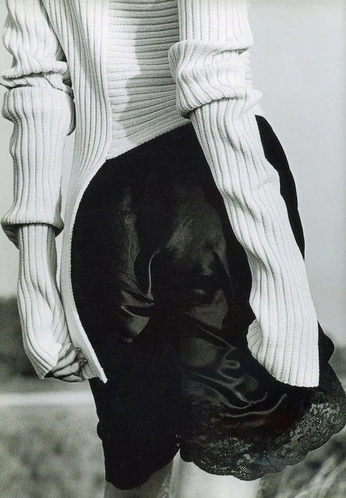 A cover of "Beautiful" cluster. The owner is jesperbylund. The cluster consists of 8 elements.