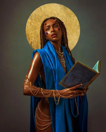 A cover of "Auralith" cluster. The owner is maitreyee13. The cluster consists of 5 elements.