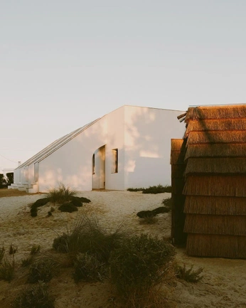 A cover of "colours" cluster. The owner is waiyaen. The cluster consists of 2 elements.