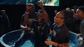 A cover of "Captions" cluster. The owner is makennacreative. The cluster consists of 11 elements.