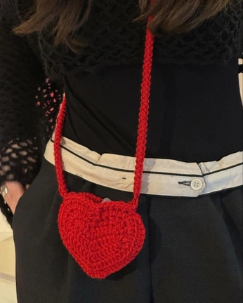 A cover of "Crochet" cluster. The owner is frddm. The cluster consists of 7 elements.