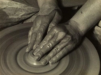 A cover of "pottery" cluster. The owner is naturesnursee. The cluster consists of 3 elements.