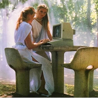 A cover of "serenus" cluster. The owner is flawleur. The cluster consists of 97 elements.