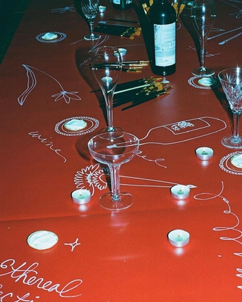 A cover of "21 dinner" cluster. The owner is kleincreatie. The cluster consists of 2 elements.