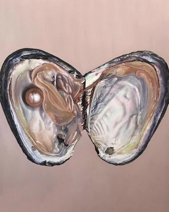 A cover of "Oyster" cluster. The owner is naomitirronen. The cluster consists of 37 elements.