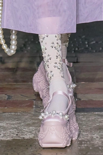 A cover of "zapatos" cluster. The owner is yartzi. The cluster consists of 6 elements.