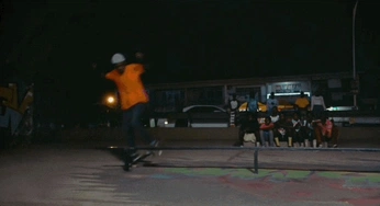 A cover of "🛹" cluster. The owner is taylorbr. The cluster consists of 8 elements.