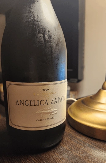 A cover of "bodega" cluster. The owner is void05. The cluster consists of 39 elements.