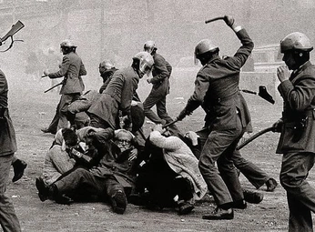 A cover of "sticker?" cluster. The owner is ashleyiscool123. The cluster consists of 4 elements.