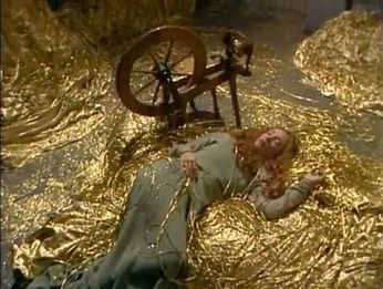 A cover of "Explore" cluster. The owner is lundinmichelle. The cluster consists of 162 elements.